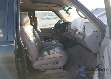 1998 Chevrolet K1500 Fleetside z USA, uszkodzony, nr VIN 1GCEK19R7WR129378